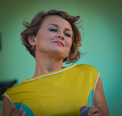 17. august 2013 - www.jmd.dk - 1/1250 sec at f / 5,6 - 300 mm - ISO 800 - 70.0-300.0 mm f/4.5-5.6 - NIKON D7100 - 4098 x 3923 -  -Flash:  Did not fire - Normal